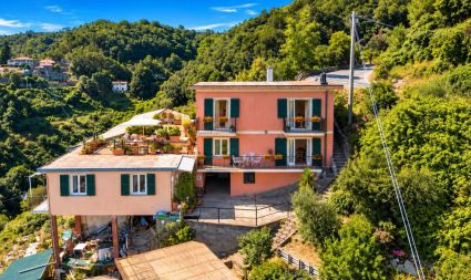 La Casa Baciata dal Sole |  -  - 