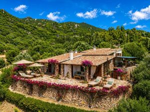 Tenuta Paradiso Villasimius |  -  - 