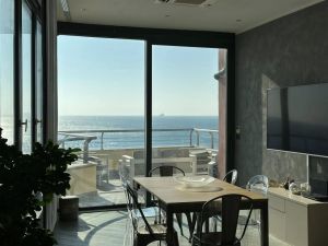 La Casa sulla Scogliera |  -  - 