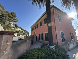 La Casa sulla Scogliera |  -  - 