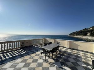La Casa sulla Scogliera |  -  - 