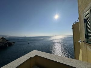 La Casa sulla Scogliera |  -  - 