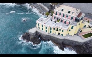 La Casa sulla Scogliera |  -  - 
