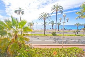 La Casa sulla Promenade Des  Anglais |  -  - 