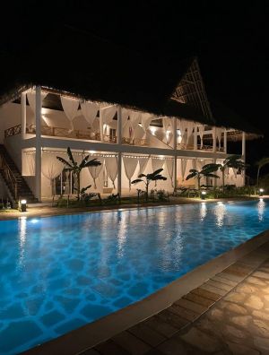 Mwezi House |  -  - 