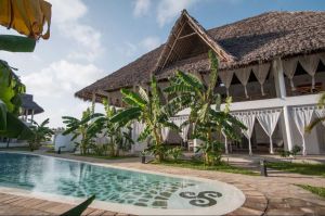 Mwezi House |  -  - 
