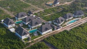 Mwezi House |  -  - 