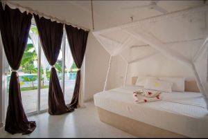 Mwezi House |  -  - 