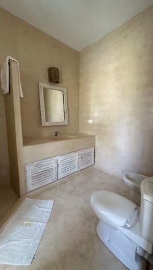 Mwezi House |  -  - 