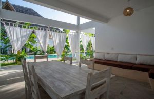 Mwezi House |  -  - 