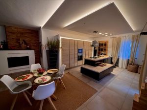 Villa Alessandro Magno |  -  - 