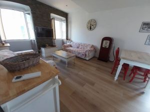 Maison Place du Cap |  -  - 