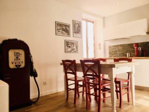 Maison Place du Cap |  -  - 