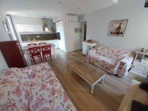 Maison Place du Cap |  -  - 