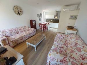 Maison Place du Cap |  -  - 