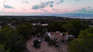 Finca Rustica |  -  - 