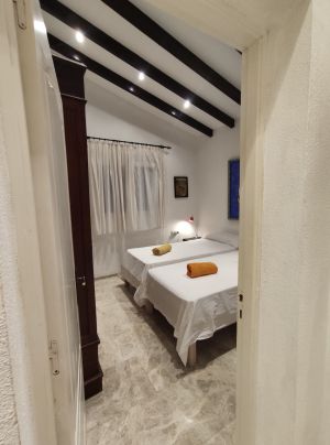 Finca Rustica |  -  - 
