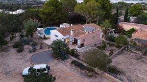Finca Rustica |  -  - 