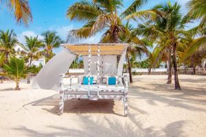 Villino Bwaga Moyo |  -  - 