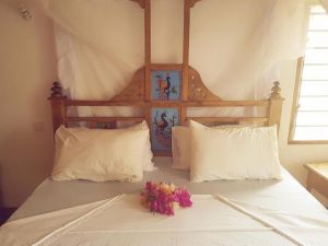 Villino Bwaga Moyo |  -  - 