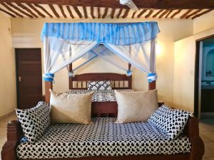 Villa Diani Beach |  -  - 