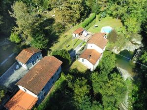L'Antico Borgo dei Poeti  |  -  - 