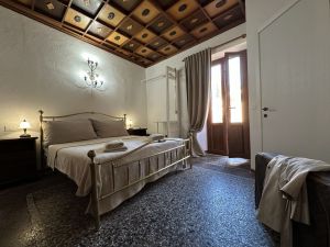 Casa Monti |  -  - 