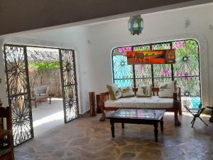 Villa Nyumba Saturn |  -  - 
