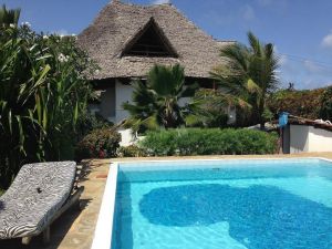 Salama Paradise |  -  - 