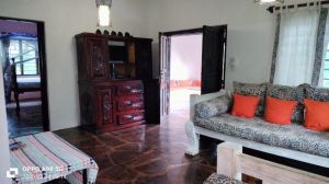 Salama Paradise |  -  - 