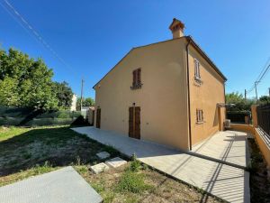 Il Casale di Pietrasanta |  -  - 