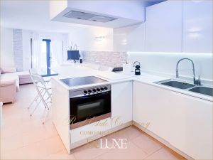 Casa Angela Ferrer |  -  - 