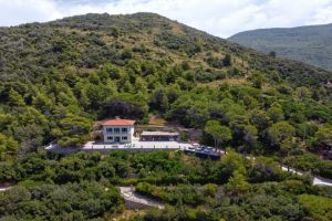 Villa Nisporto Fronte Mare |  -  - 