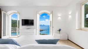 Villa Nisporto Fronte Mare |  -  - 