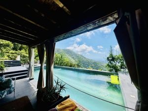 La Tenuta degli Dei  |  -  - 