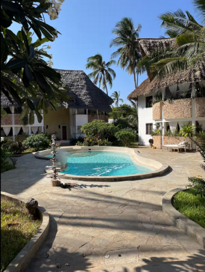 Waridi House |  -  - 