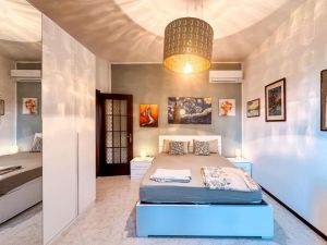 La Villa dei Pini  |  -  - 