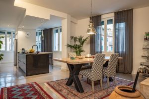 Appartamento Reale in Passeggiata a Mare  |  -  - 