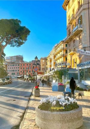 Appartamento Reale in Passeggiata a Mare  |  -  - 