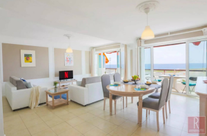 La Maison sur la Promenade |  -  - 