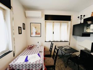 A Due Passi dal Mare |  -  - 