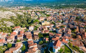 Tra Arzachena e Costa Smeralda |  -  - 