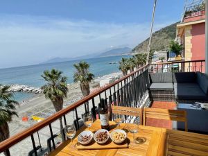 Il Fronte Mare di Sestri Levante |  -  - 