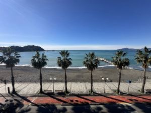 Il Fronte Mare di Sestri Levante |  -  - 
