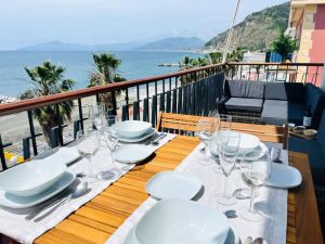 Il Fronte Mare di Sestri Levante |  -  - 