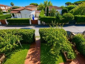 Villa il Sole a Marina di Pietrasanta |  -  - 