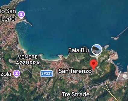 Una Gemma Turchese in Baia Blu |  -  - 