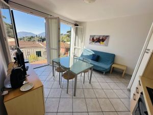 Una Gemma Turchese in Baia Blu |  -  - 