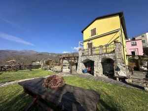 La Tenuta Val di Vara |  -  - 