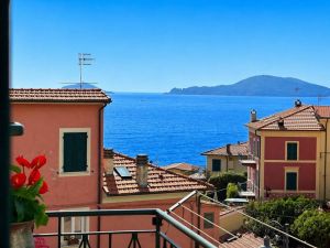 Un Sogno a Tellaro |  -  - 